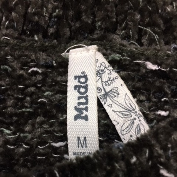 Sweater - Picture 2 of 2